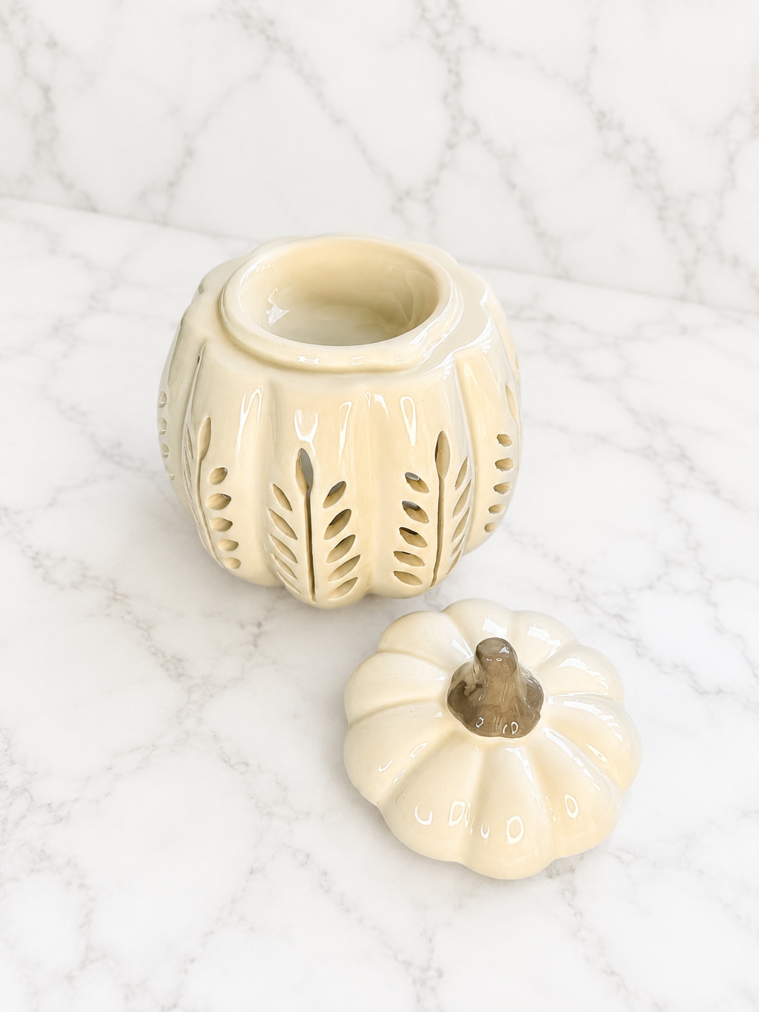 Leaf Cut out Pumpkin Wax Burner